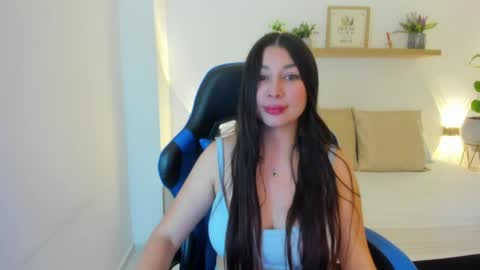Snapshot of bella_99x chatting on June 2026 11:23:01 AM Bel 3 online show from June 2026 11:23:01 AM