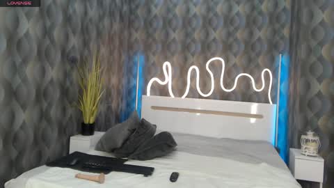 bella_blvack online show from June 2026 02:33:01 PM