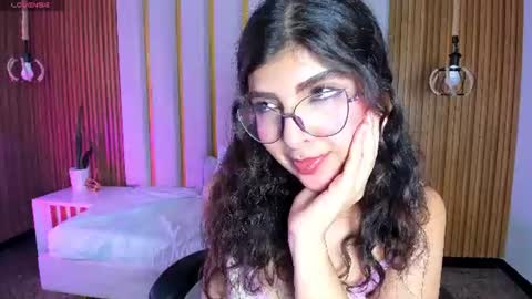B  E  L  L  A  online show from July 2026 06:38:02 AM