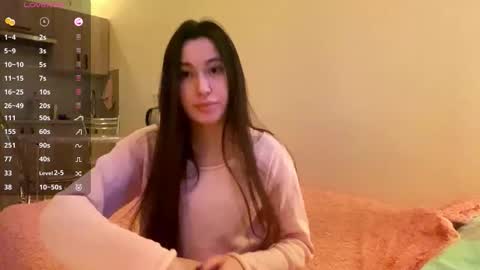 Snapshot of bella_gasp chatting on November 2025 04:12:01 AM Jane online show from November 2025 04:12:01 AM