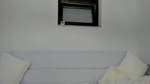 Anna  online show from February 2026 10:44:02 AM