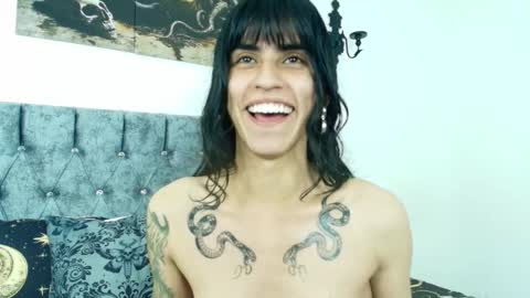 Bella online show from November 2025 12:05:02 AM