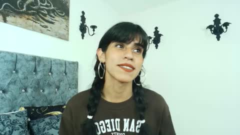 Bella online show from January 2026 09:19:01 PM