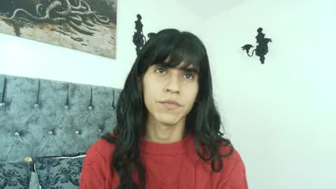 Snapshot of bella_poisonous chatting on May 2026 02:31:01 AM Bella online show from May 2026 02:31:01 AM