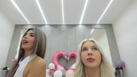 bella_posh online show from September 2025 10:59:01 AM