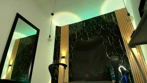     online show from April 2026 09:39:33 PM