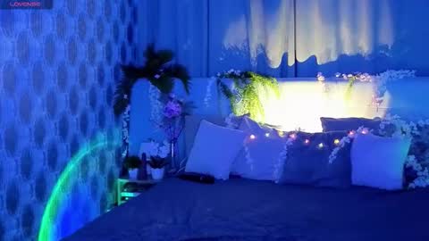 Bella online show from November 2025 01:06:01 AM