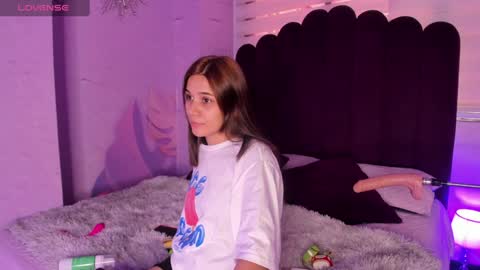 Bella Becca  online show from December 2024 06:49:01 PM