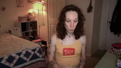 Snapshot of bellababy444 chatting on June 2026 04:37:01 AM bellababy444 online show from June 2026 04:37:01 AM