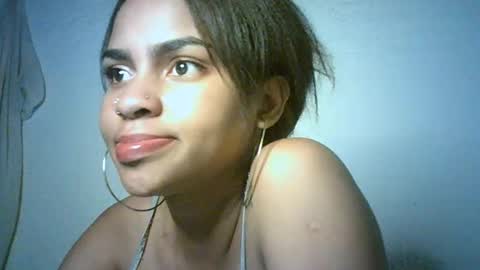 Bella online show from December 2024 01:32:02 AM