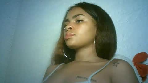 Bella online show from December 2024 03:22:02 PM