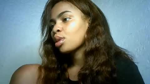 Bella online show from January 2025 01:36:02 PM