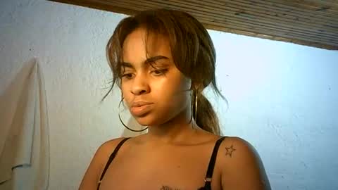 Bella online show from February 2025 08:56:02 AM