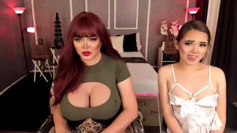 Snapshot of bellabrown_19xxx chatting on February 2025 11:23:02 PM Bella online show from February 2025 11:23:02 PM