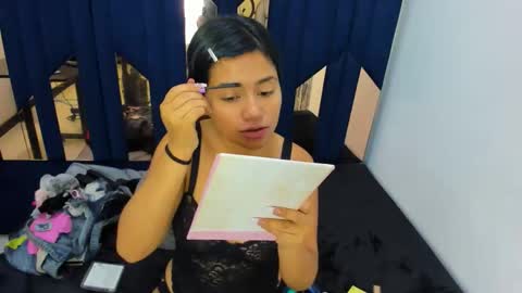 Snapshot of bellacandyss chatting on June 2026 01:22:01 PM bellacandyss online show from June 2026 01:22:01 PM