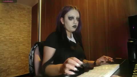 belladona_trix online show from February 2026 07:08:02 PM