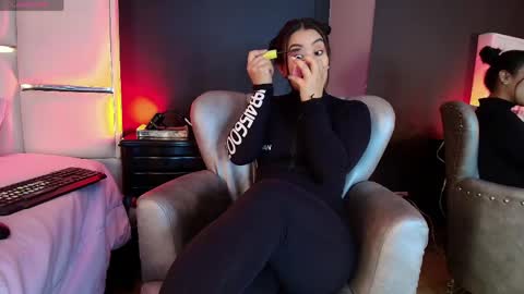 Bella online show from June 2026 02:01:02 PM