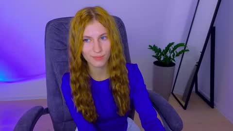Snapshot of bellafoxi chatting on October 2025 10:56:01 AM BellaFoxi online show from October 2025 10:56:01 AM