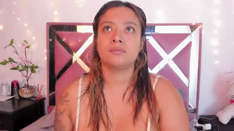 Snapshot of bellalumi chatting on June 2026 04:36:02 AM bellalumi online show from June 2026 04:36:02 AM