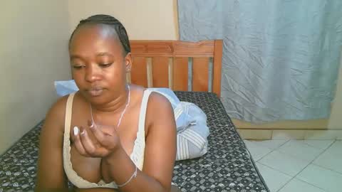 Bella online show from October 2025 03:14:02 PM