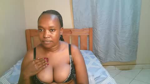 Bella online show from November 2025 09:47:01 PM