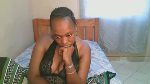 Bella online show from November 2025 11:40:02 AM