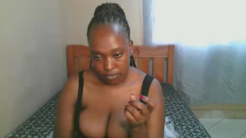 Bella online show from November 2025 11:10:02 AM