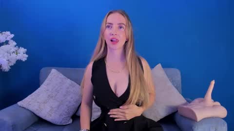 Bella Marie online show from November 2025 09:20:01 PM