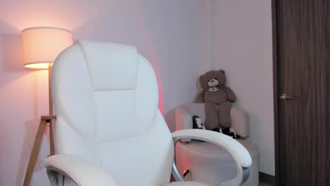 Bella Mia online show from February 2026 12:59:01 AM