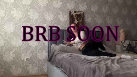 bellaparker_ online show from December 2024 10:36:02 AM