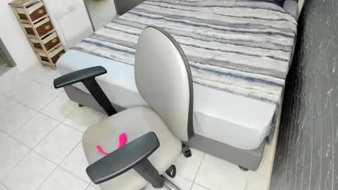 Bella  Angelycal online show from October 2025 02:49:01 PM