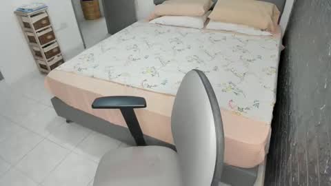 Bella  Angelycal online show from April 2026 02:40:01 PM