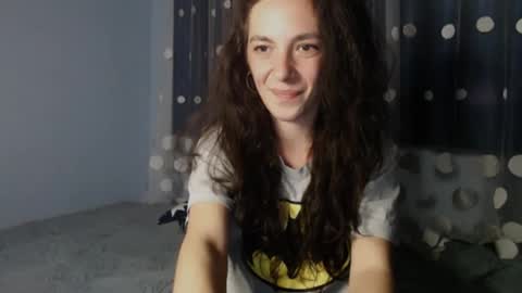 bellaqueen0701 online show from February 2025 01:47:01 AM