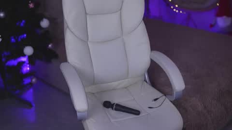 BELLA online show from December 2025 07:58:01 AM