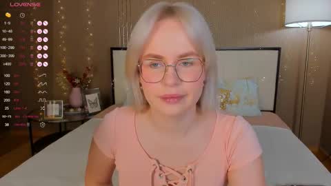 Bella online show from December 2025 12:48:01 AM