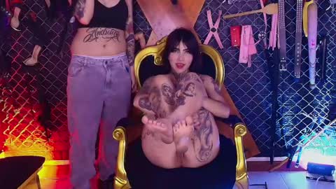 Snapshot of bellatrix_infernal_bdsm chatting on May 2026 11:55:02 PM bellatrix_infernal_bdsm online show from May 2026 11:55:02 PM