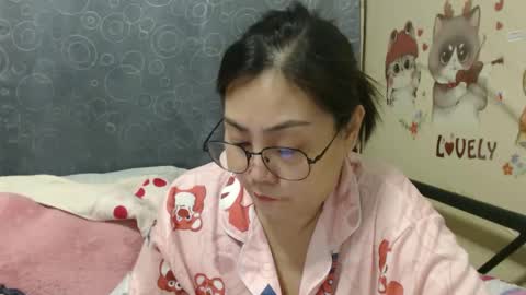 Bella online show from February 2025 07:16:02 PM