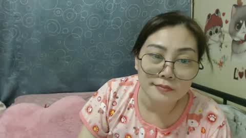 Bella online show from March 2025 09:15:01 PM