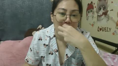 Bella online show from September 2025 09:09:01 AM