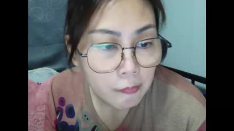 Snapshot of bellbabe chatting on May 2026 02:40:01 AM Bella online show from May 2026 02:40:01 AM