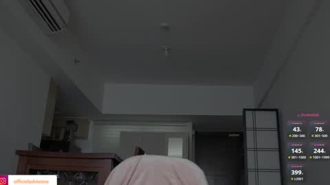 Snapshot of belle_adrienne chatting on February 2026 04:11:01 AM Belle Adrienne IG online show from February 2026 04:11:01 AM