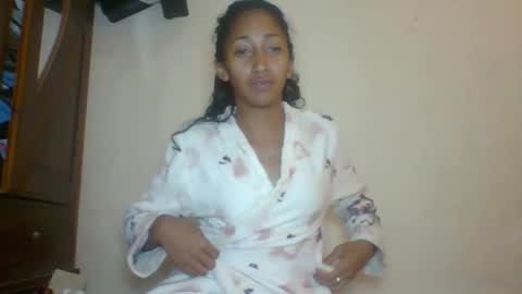 belle_annah online show from May 2026 04:43:01 AM