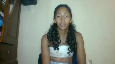 belle_annah online show from May 2026 01:40:02 PM