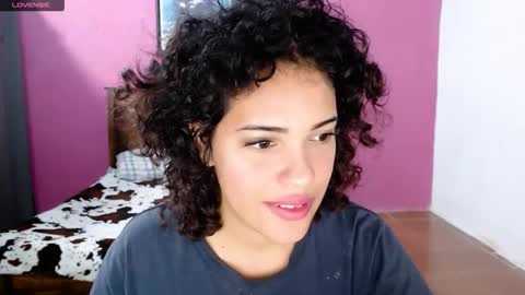 SOFIA online show from November 2025 06:32:01 PM