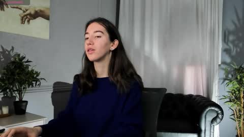 Bella online show from September 2025 05:28:02 AM