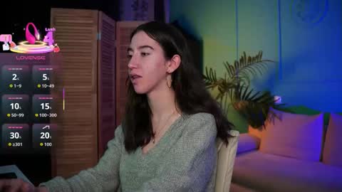 Bella online show from October 2025 03:41:01 PM