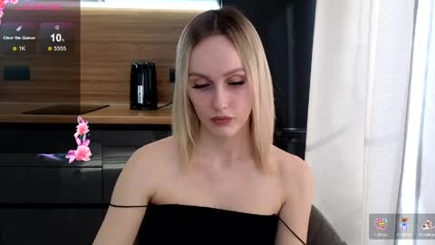 Snapshot of belle_vill chatting on April 2026 07:57:01 AM Belle online show from April 2026 07:57:01 AM