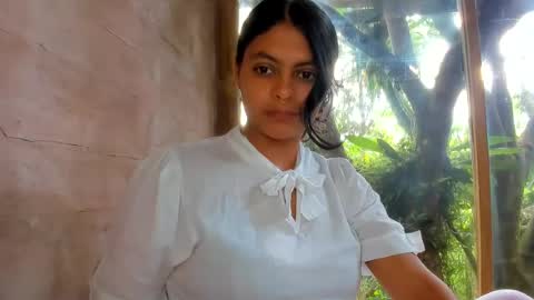 bellezacosmica online show from July 2026 03:40:02 PM