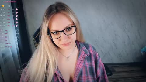 Snapshot of bellezza_ chatting on May 2026 03:09:02 PM Your Annabelle Wolf online show from May 2026 03:09:02 PM