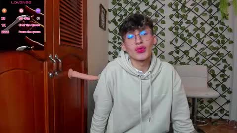 Neon online show from November 2025 11:36:02 AM